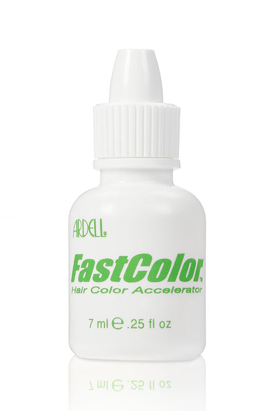 Ardell FastColor Accelerator bottle close-up – A compact white bottle with green branding designed to accelerate the hair coloring process.