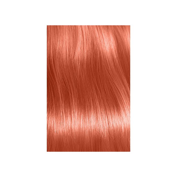 Close-Up of Shiny Auburn Hair – Warm, Radiant Red Shade After Using Punky Colour Auburnazing Color Depositing Shampoo.